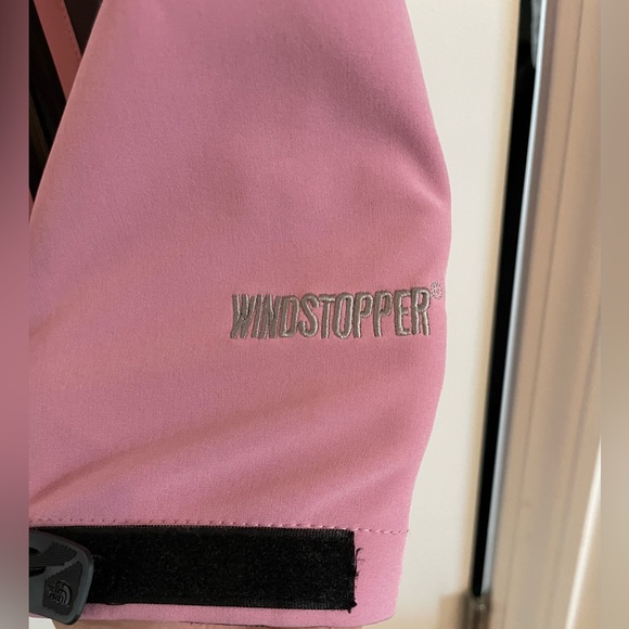 North Face Summit Series - Windstopper & Rain Jacket in Light Pink - Picture 10 of 10